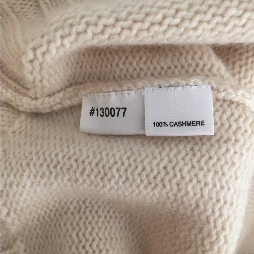 Ann Taylor | 100% Cashmere Knit Sweater - Picture 4 of 4